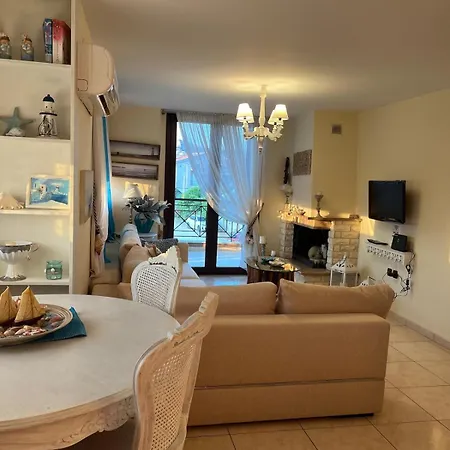 Orama Seaside Tatil Evi *