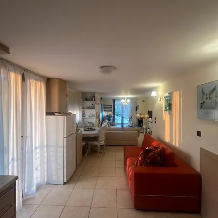 بيت للعطل Orama Seaside نيكيتي